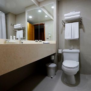 Habitación con Cama King